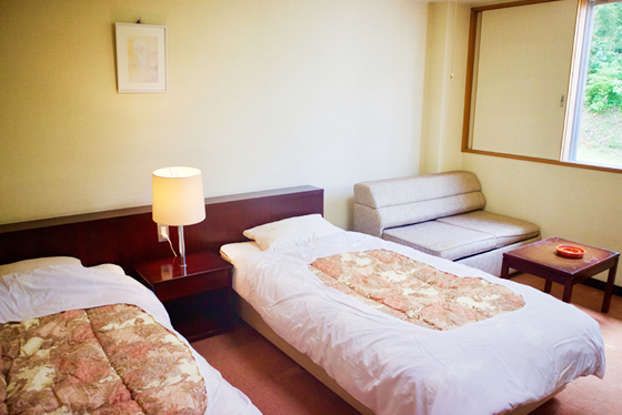 〈Western Style: 15 rooms〉